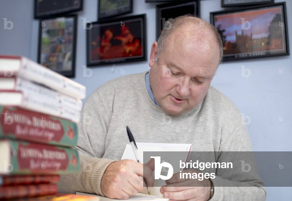 Bild von Fotografie "Louis de Bernieres"