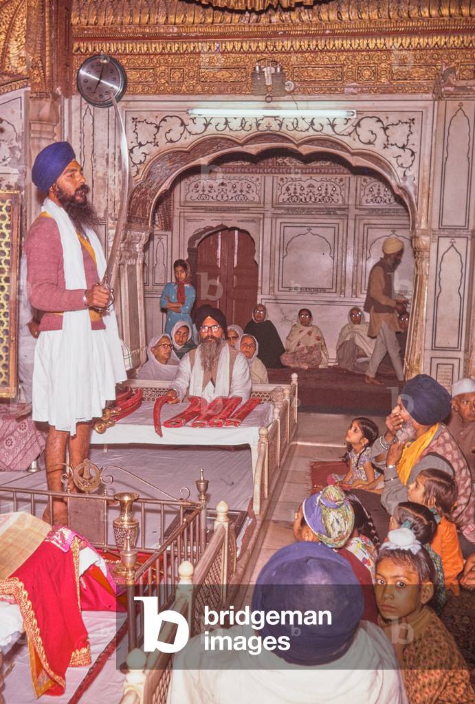 Sikh ceremonial display of weapons, Golden Temple, Amritsar, Punjab, India, 1970 (photo)