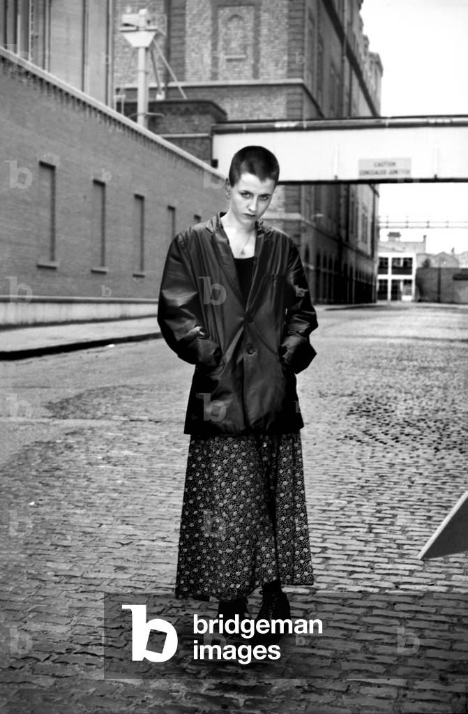 Dolores O'Riordan e i mirtilli rossi, Dublino, Guinness birrificio 1993 (foto b/n)