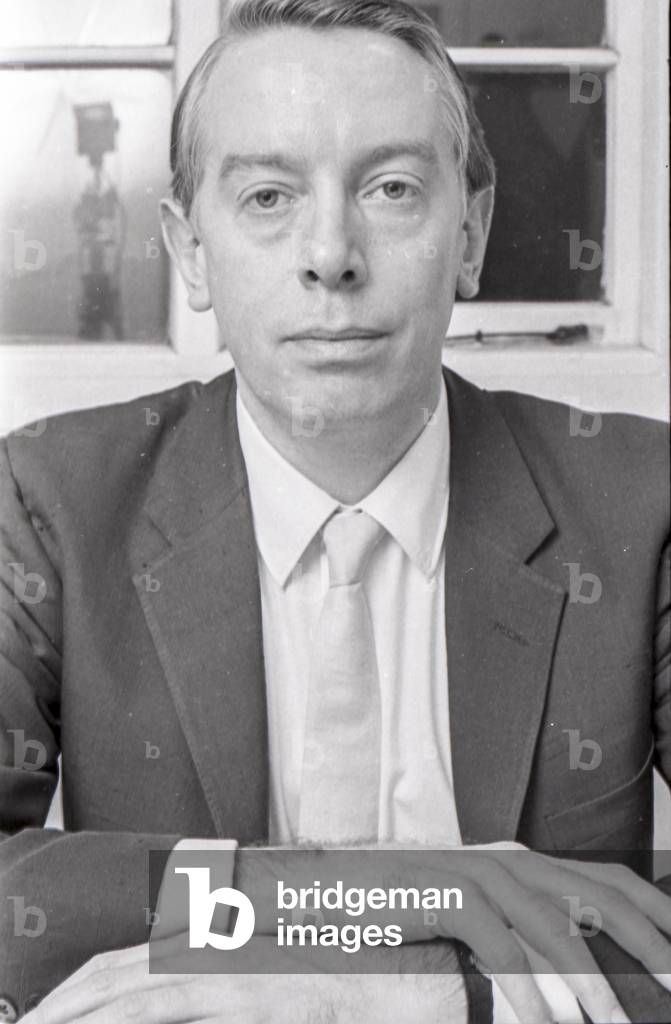 Bild von Fotografie "Ken Tynan" 1966 von Julian Lloyd