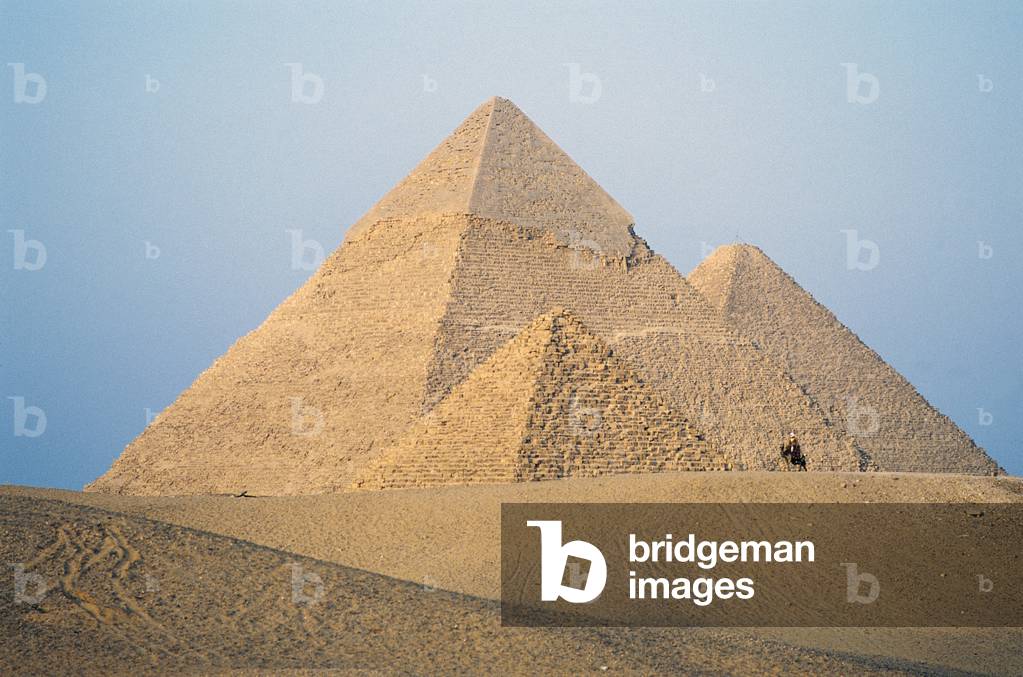 Image of Pyramids of Menkaure, Khafre and Khufu, Giza Necropolis ...