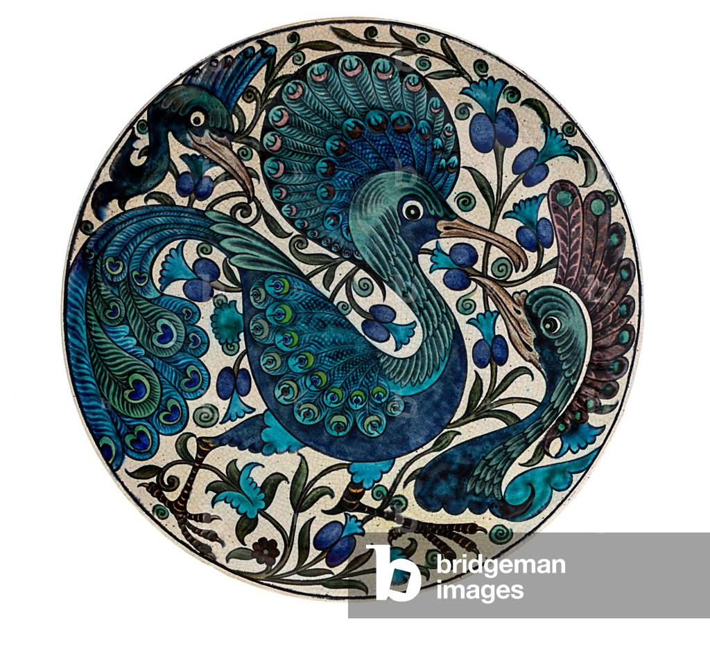 Fantastico piatto pavone, 1888-1907 (ceramica)