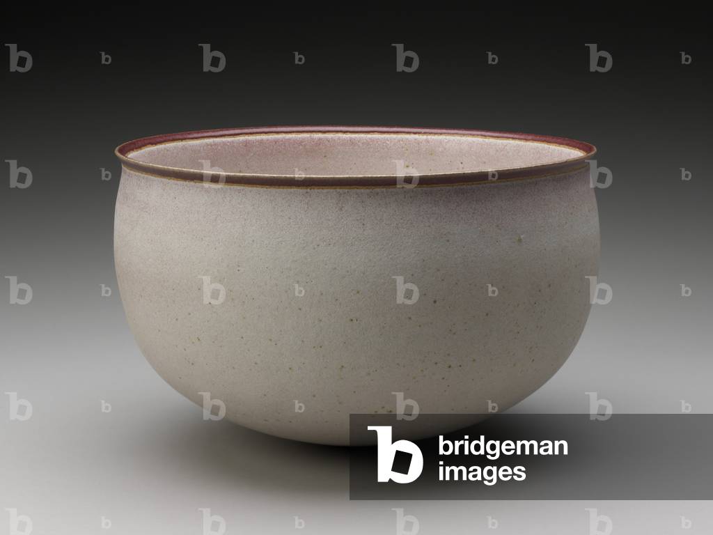 Bild von Keramik "Pink Bowl" 1984 von Alev Ebuzziya Siesbye