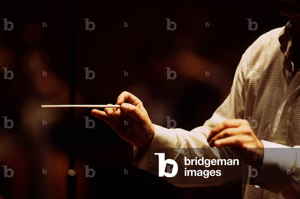 Bild von Fotografie "Hände von Christoph Eschenbach dirigiert. Deutscher Dirigent und Pianist" von Thierry Mar