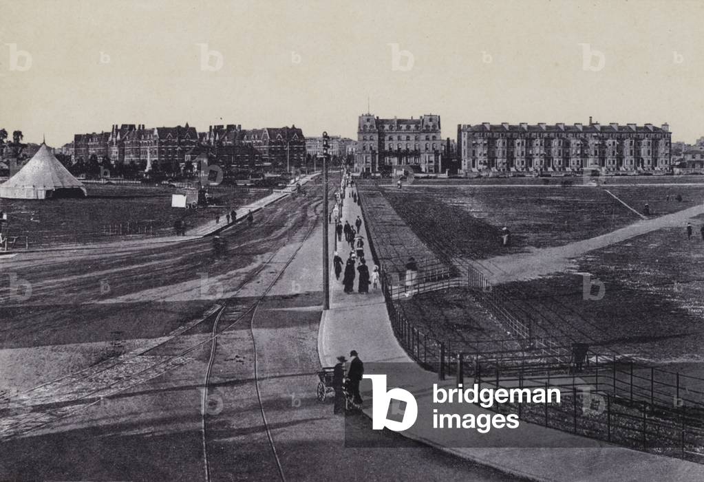Immagine di Fotografia "Southsea Commun (foto b/n)" di English Photographer
