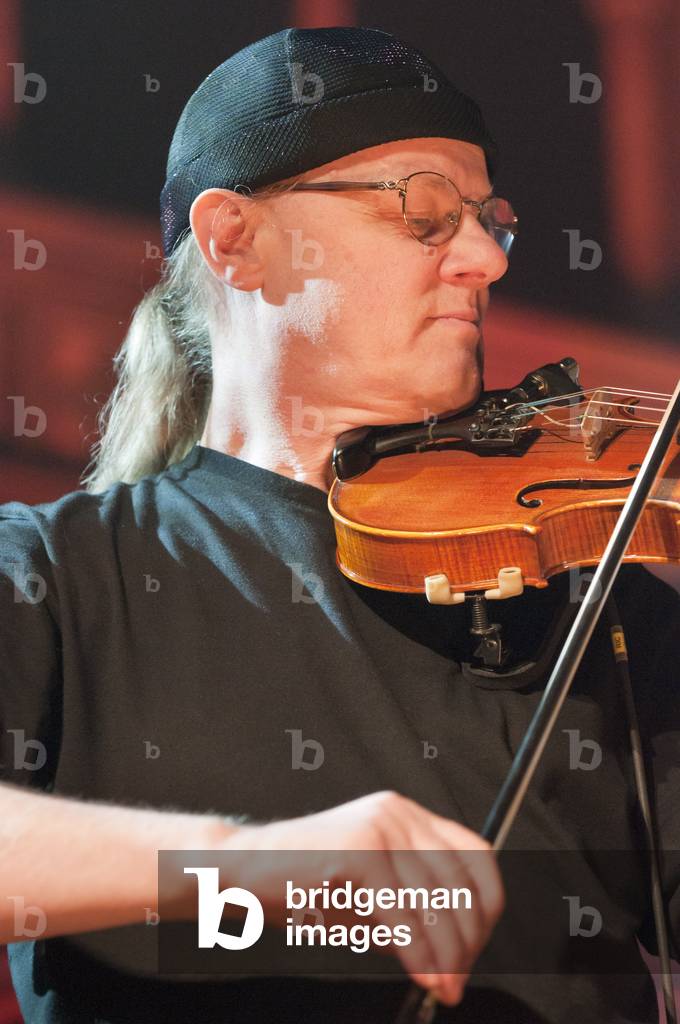 Immagine di Fotografia "Ric Sanders (Fairport Convention) (foto)" di Paul Tomlins