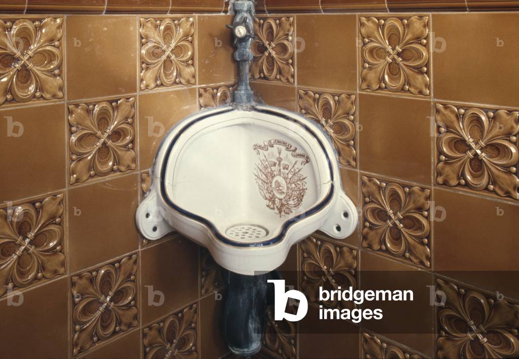 Image of Edward VII's Urinal, Wolferton Royal Railway Station (photo)