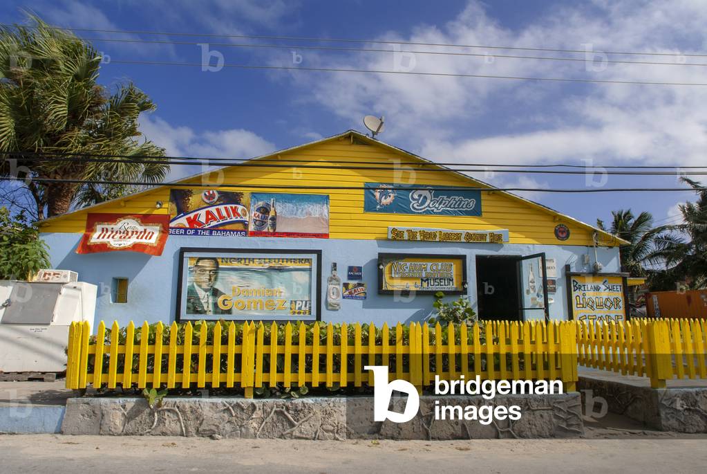 "Bar pub Vic Hum Club in Dunmore Town" 2019 von Sergi Reboredo