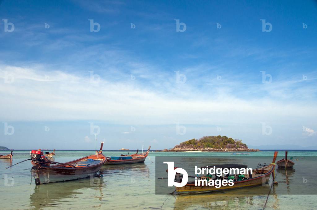 Tailandia: Ko Tarutao Marine National Park, Ko Lipe, Sunlight Beach, barche zingari marini