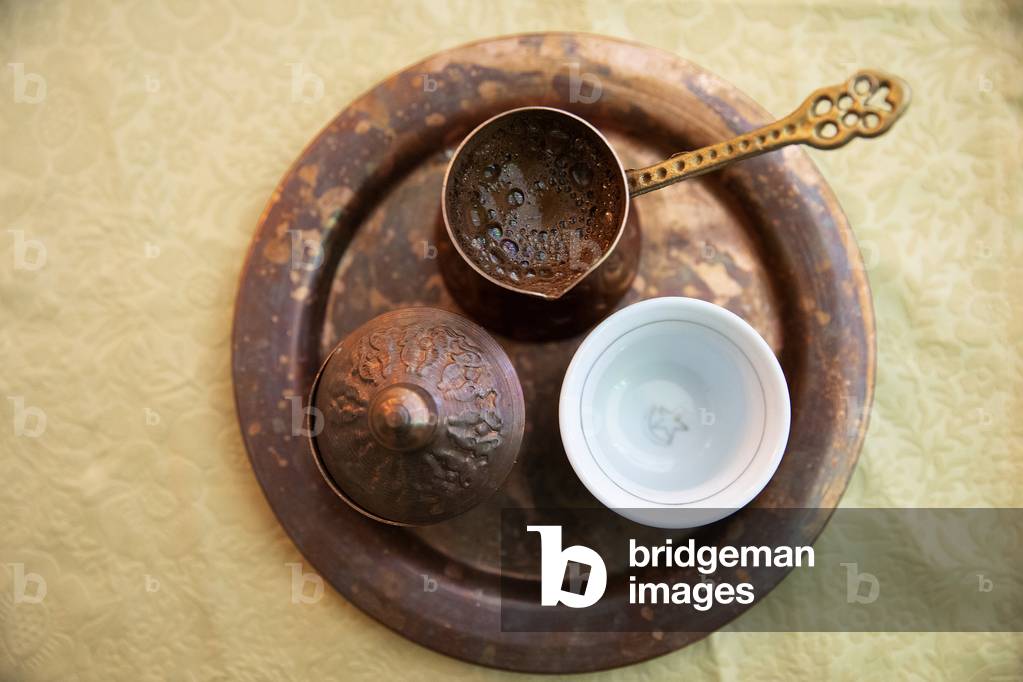 "Traditioneller Kaffee in Tuzla" 2001