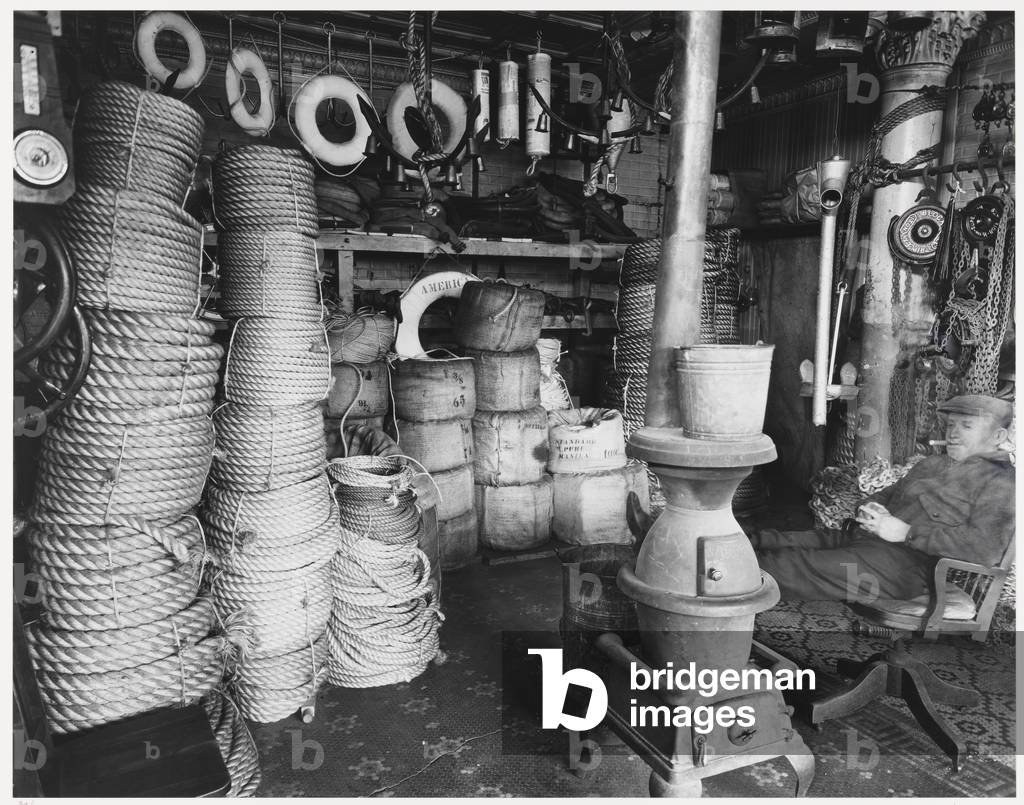 Rope Store Interior, 1930, stampato 1979 (stampa gelatina argento)
