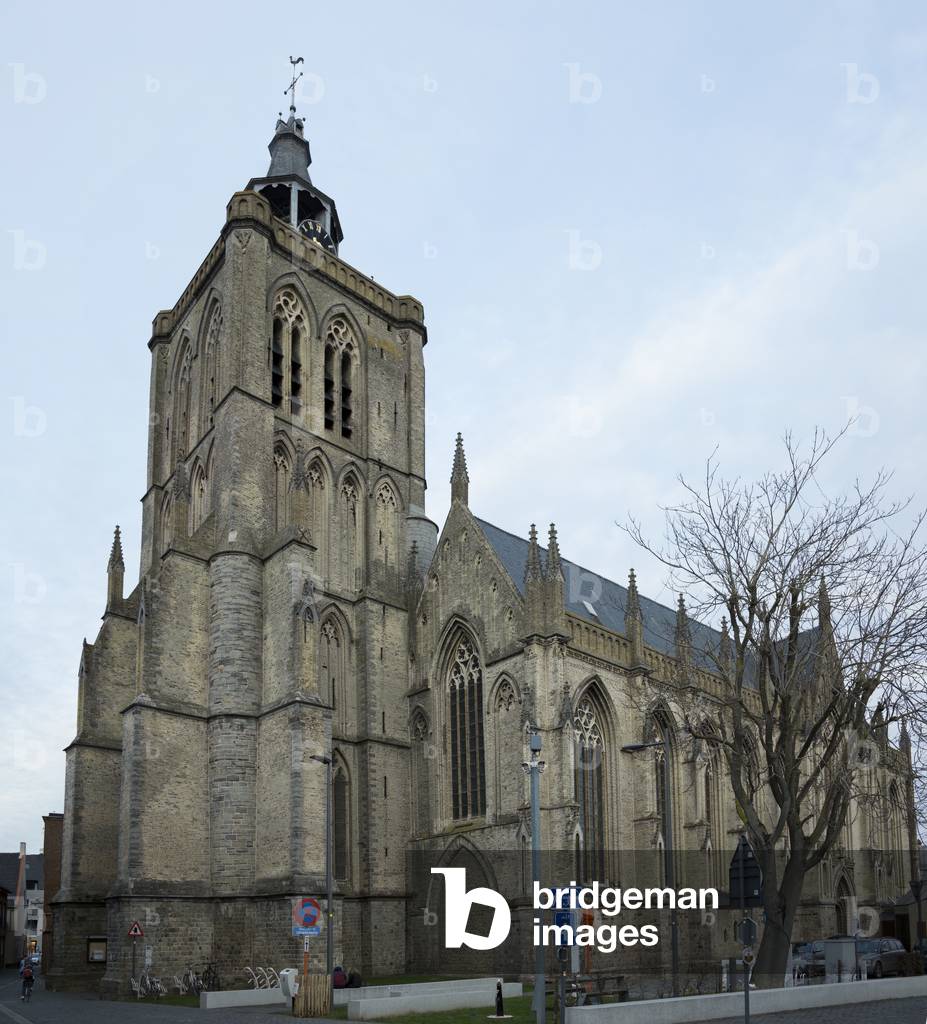 Parish church (Parochiekerk Sint-Bertinus). Exterior.