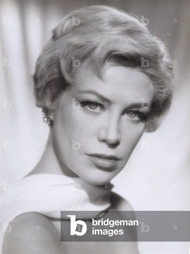 Cantante e attrice chanson tedesca Hildegard Knef, Germania 1955 (foto in b/n)
