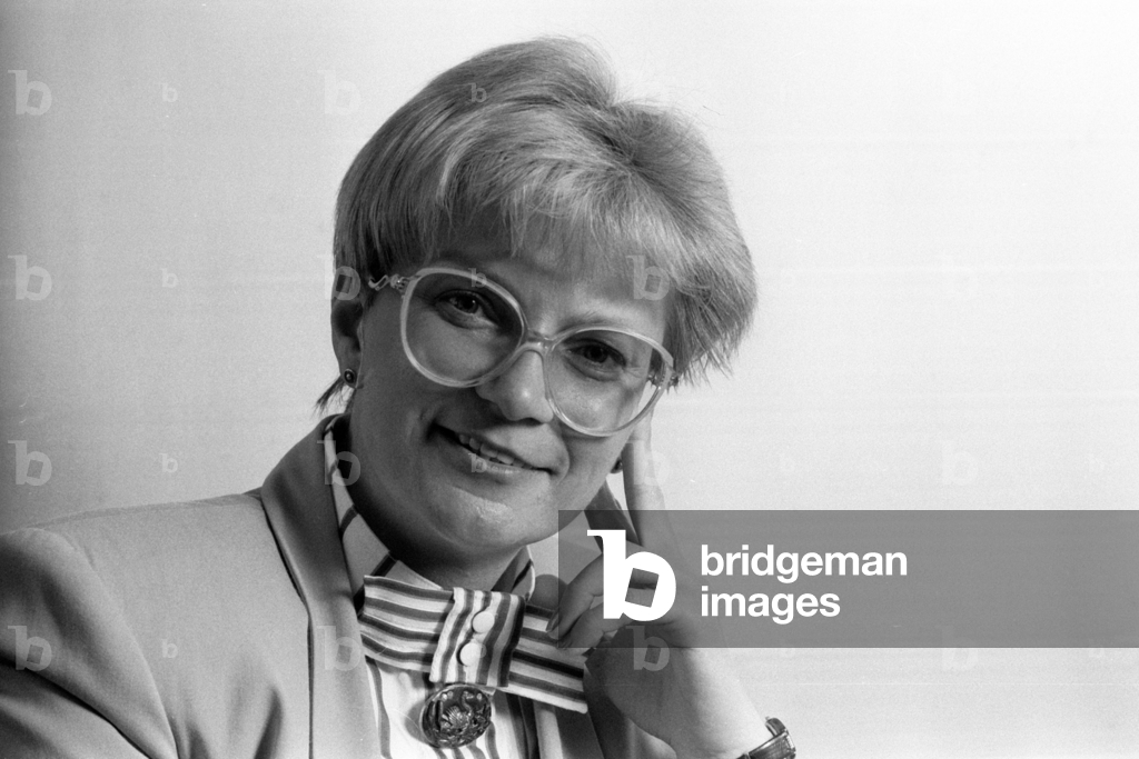 Image of Photography depicting Minister of Urban Planning Gerda Hasselfeldt (FRG CSU)... 1989
