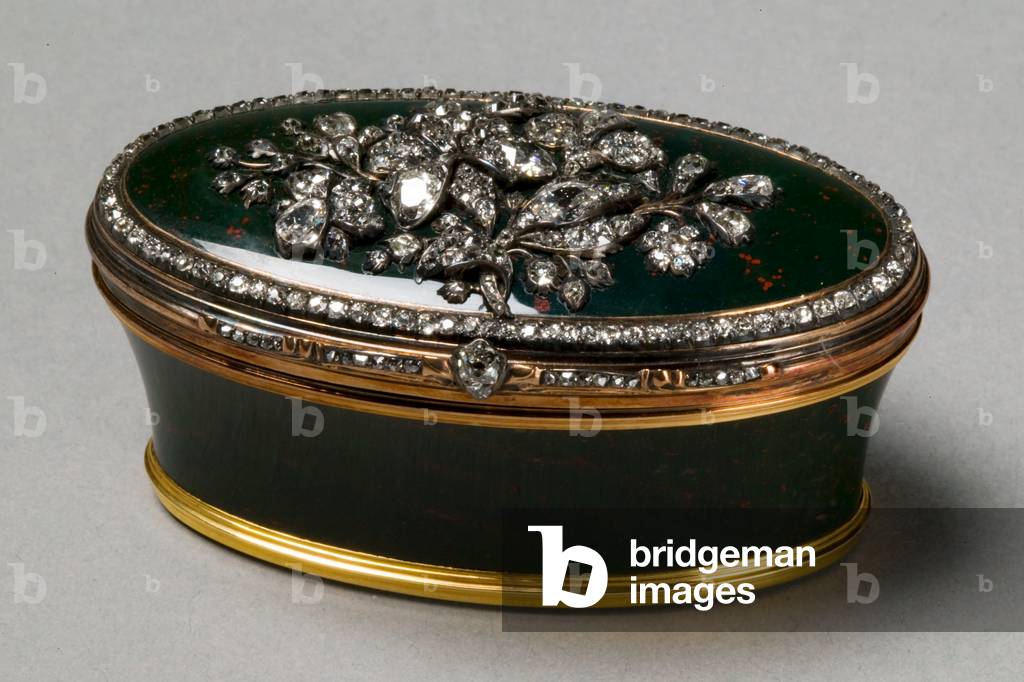 Snuff Box, c.1750 (pietra di sangue montata in oro, diamanti)