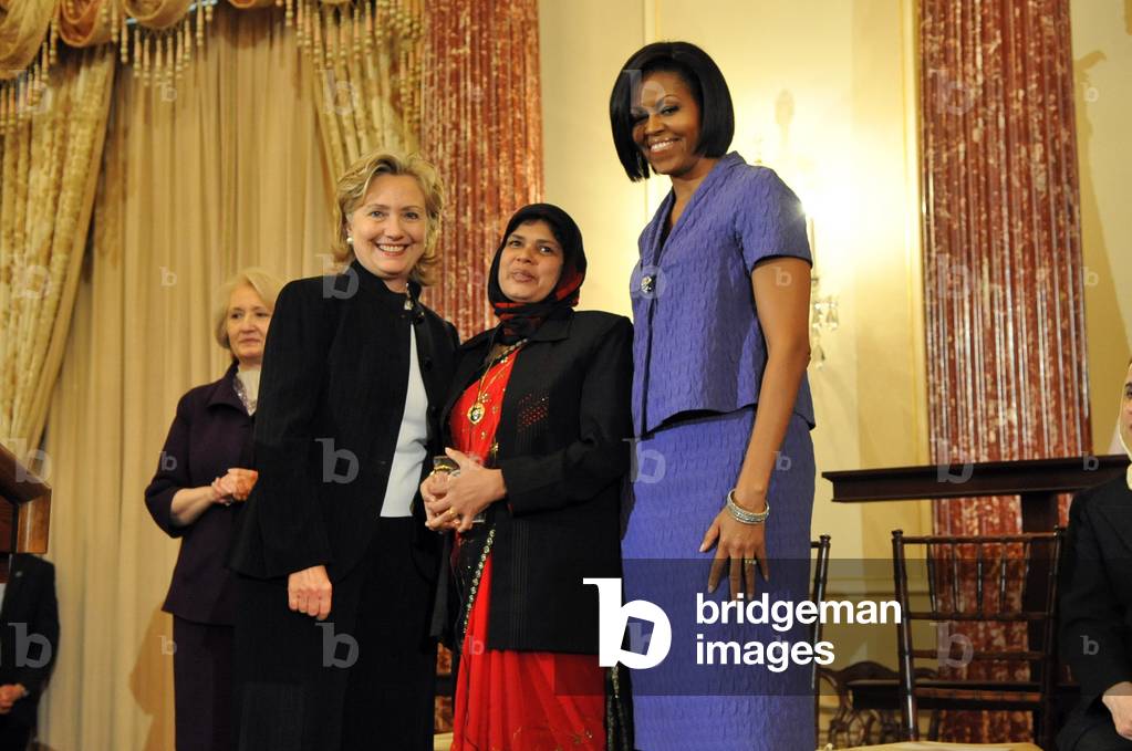 Image of Hillary Clinton and Michelle Obama with International Women of ...