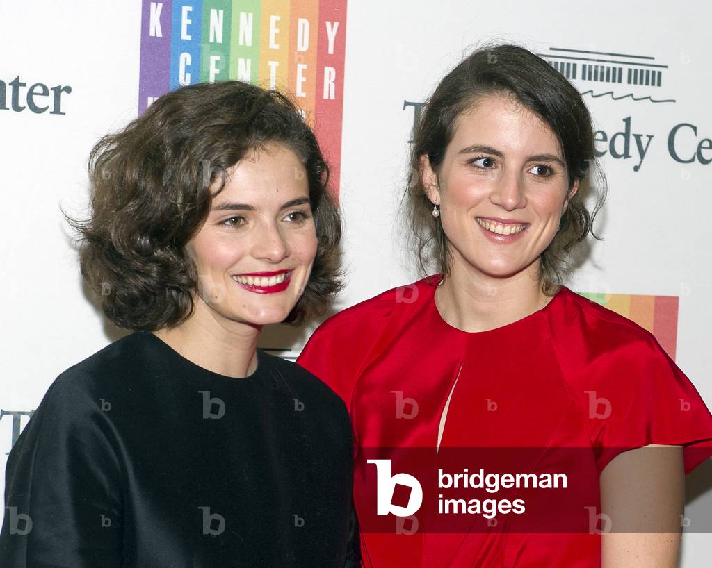 Image of Rose Kennedy Schlossberg and Tatiana Schlossberg, daughters of  Ambassador Caroline