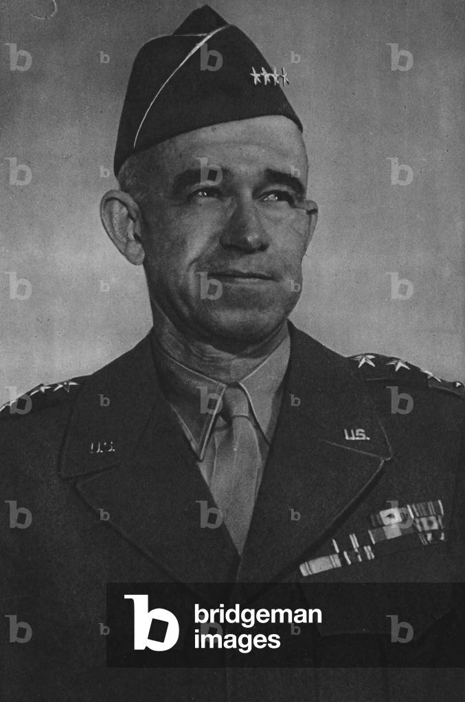 Immagine di Stampa "Il tenente generale Omar N Bradley" 1945 di European Photographer, b/w