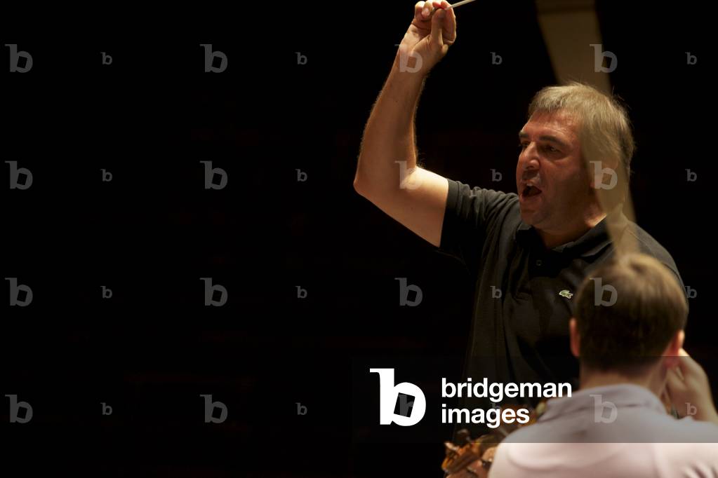 Daniele Gatti dirige Gustav Mahler Youth Orchestra