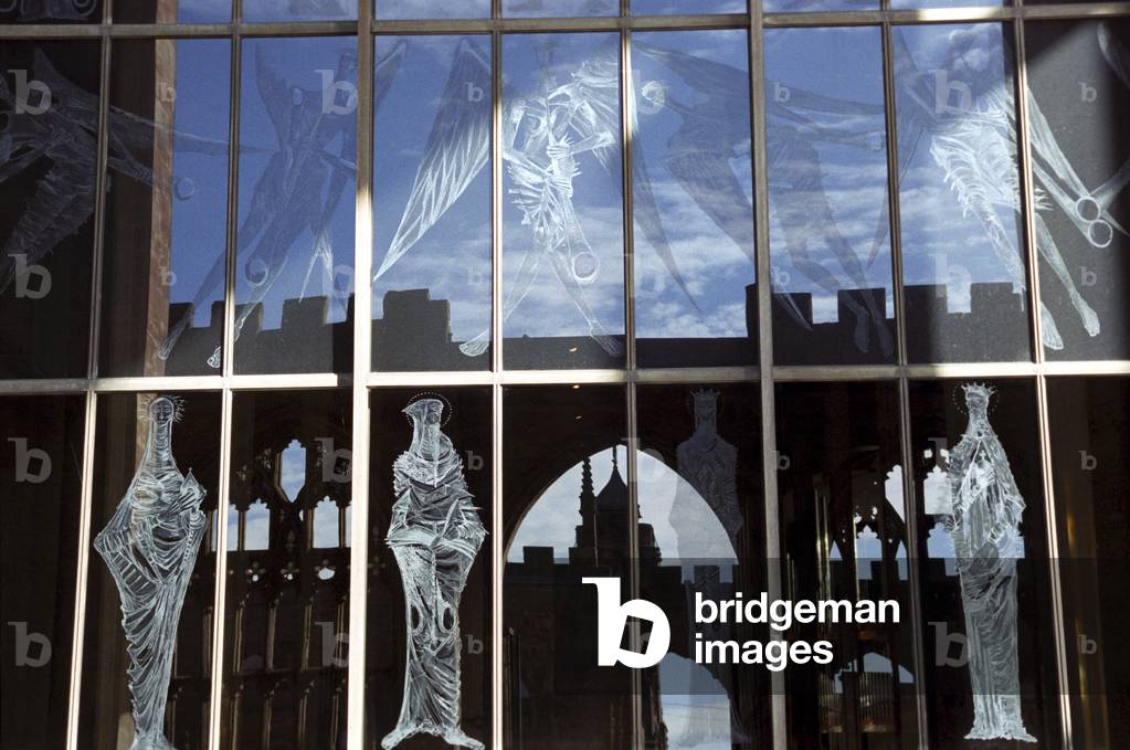 Image de Photographie représentant Cathédrale de Coventry par Paule Saviano