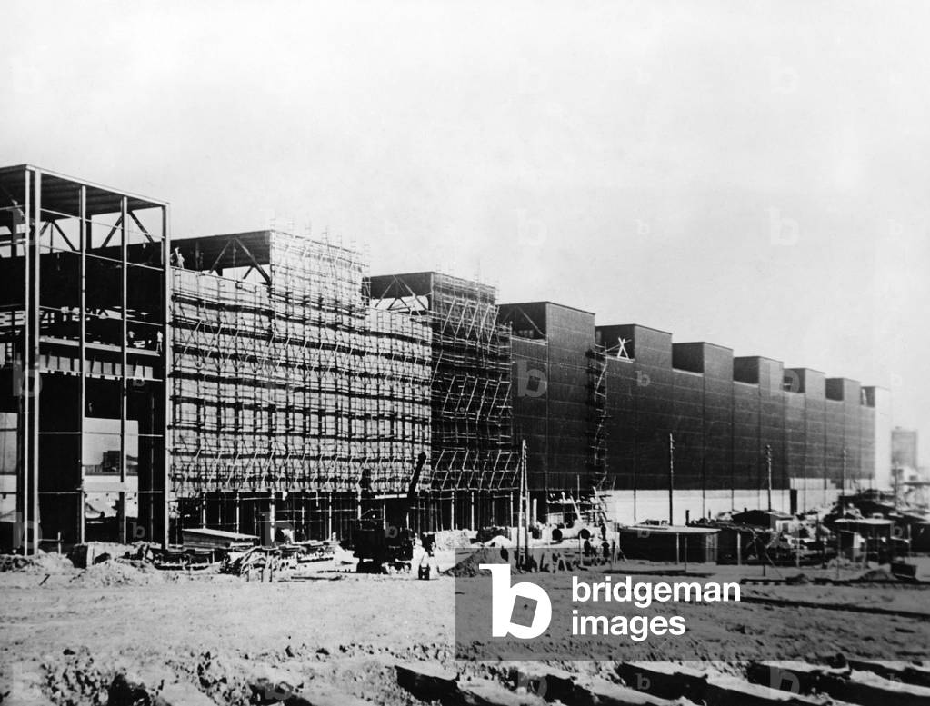 Image of Construction of new factory buildings for the armaments ...