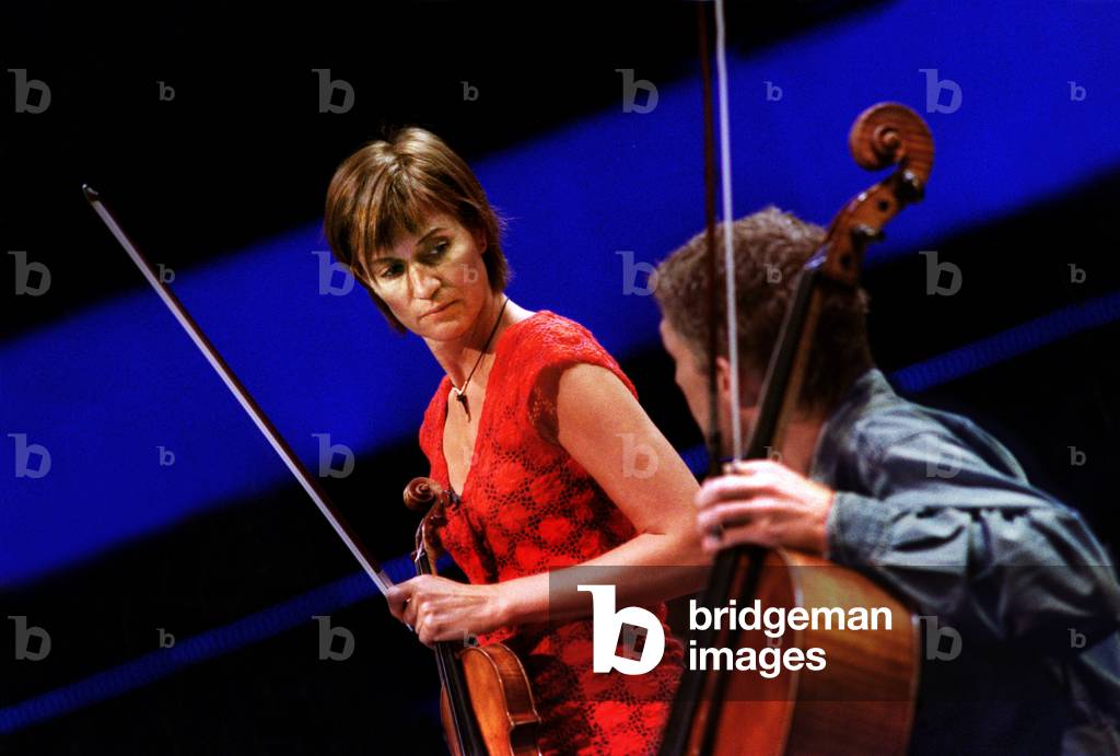 "Viktoria Mullova (Violine) und Matthew Barley (Cello)" von Laurie Lewis