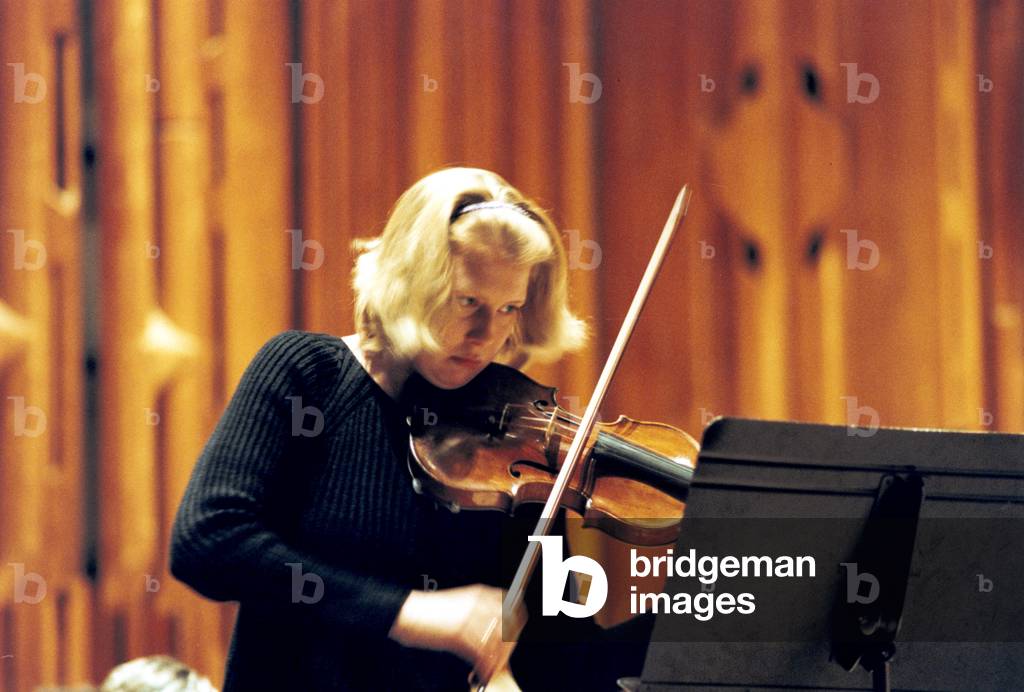 Image of Photography depicting Elina Vahala by Mary Robert