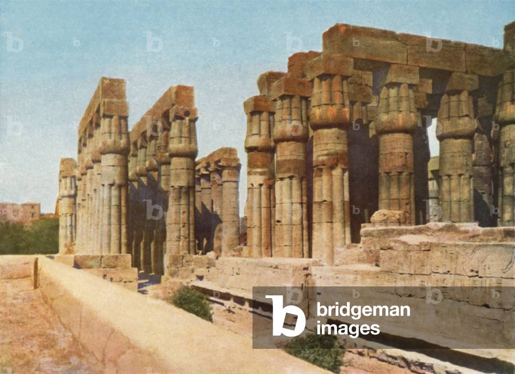 Luxor, Papyrussäulen von Amen-Hotep III (Farbfoto)