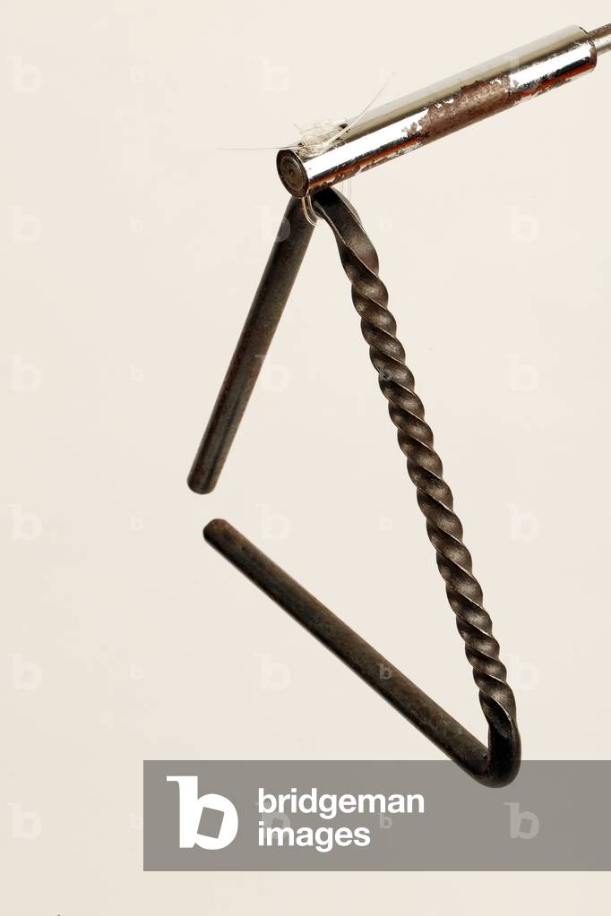 Image of Photography depicting Triangle with a twisted construction by Chris Stock