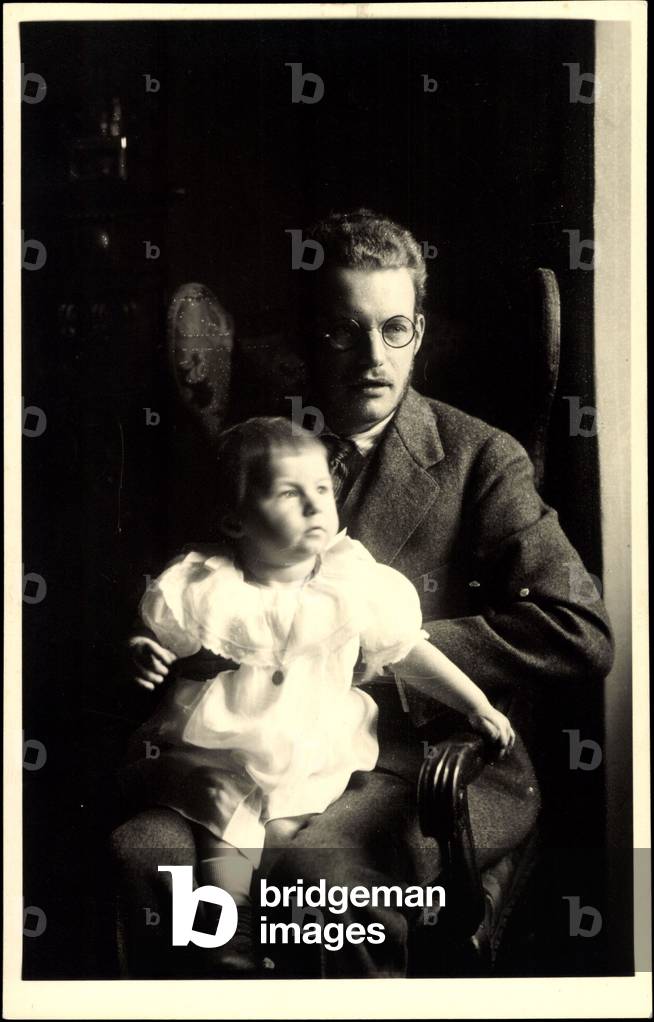 Bild von Fotografie "Foto Ak Prinz Ludwig Philipp und Iniga von Thurn u. Taxis (b/w photo)" von German Photogr