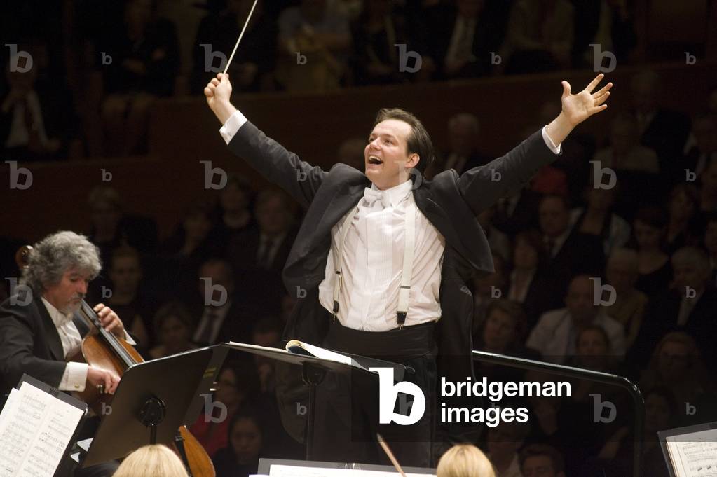 Andris Nelsons conducting the City of Birmingham Symphony Orchestra at Lucerne Festival