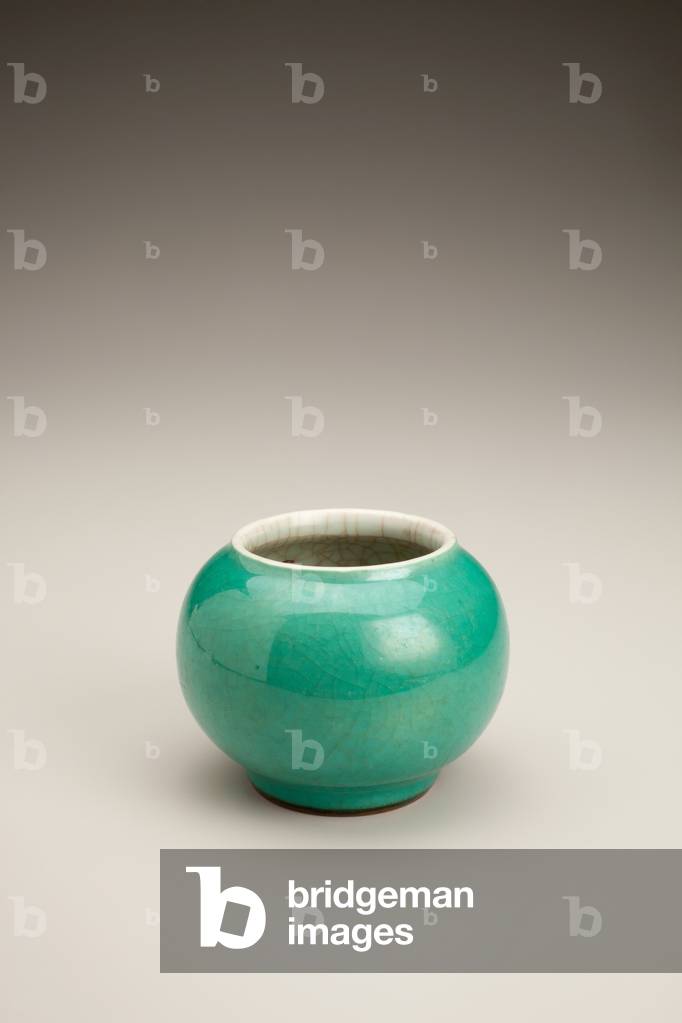 Vaso acqua verde mela, 1700 (porcellana con smalto overglaze)