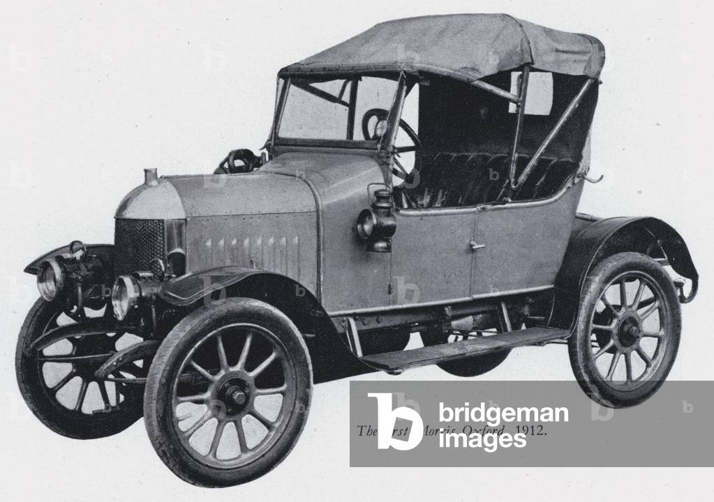 Bild von Fotografie "Der erste Morris Oxford" von English Photographer, b/w