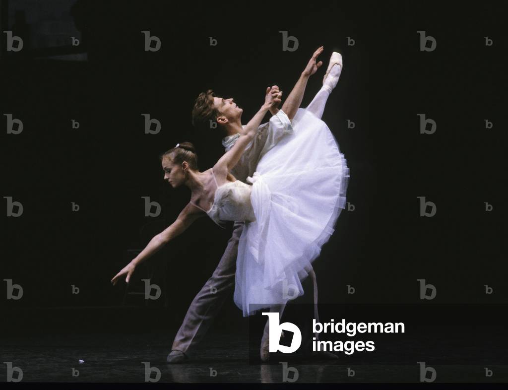 Birmingham Royal Ballet (formerly Sadler's Wells Royal Ballet) 'The Two Pigeons' (photo) by Dee Conway