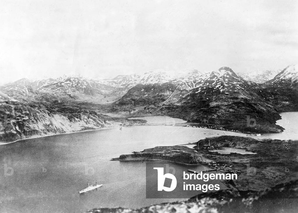 Image of The Second World War: Japanese bomb attack on Dutch Harbor