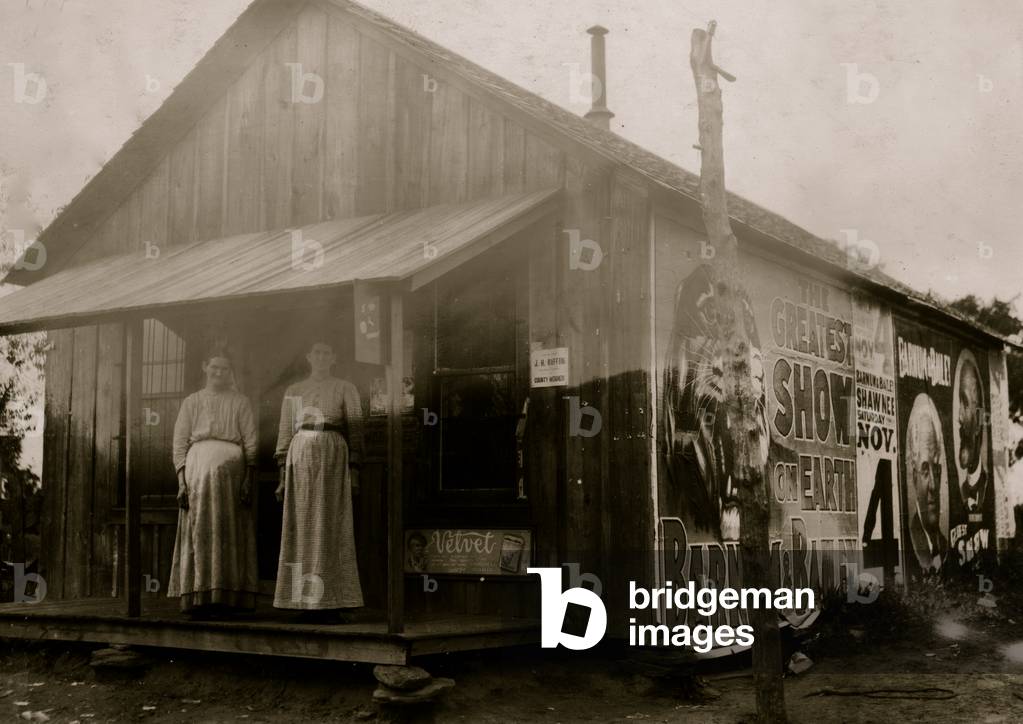 Un piccolo negozio di campagna vicino a New Hope School Tecumseh, OK 1916 (foto)