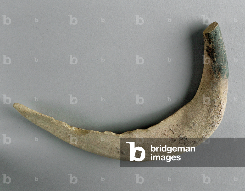 Sickle, terracotta, inserted blade missing …