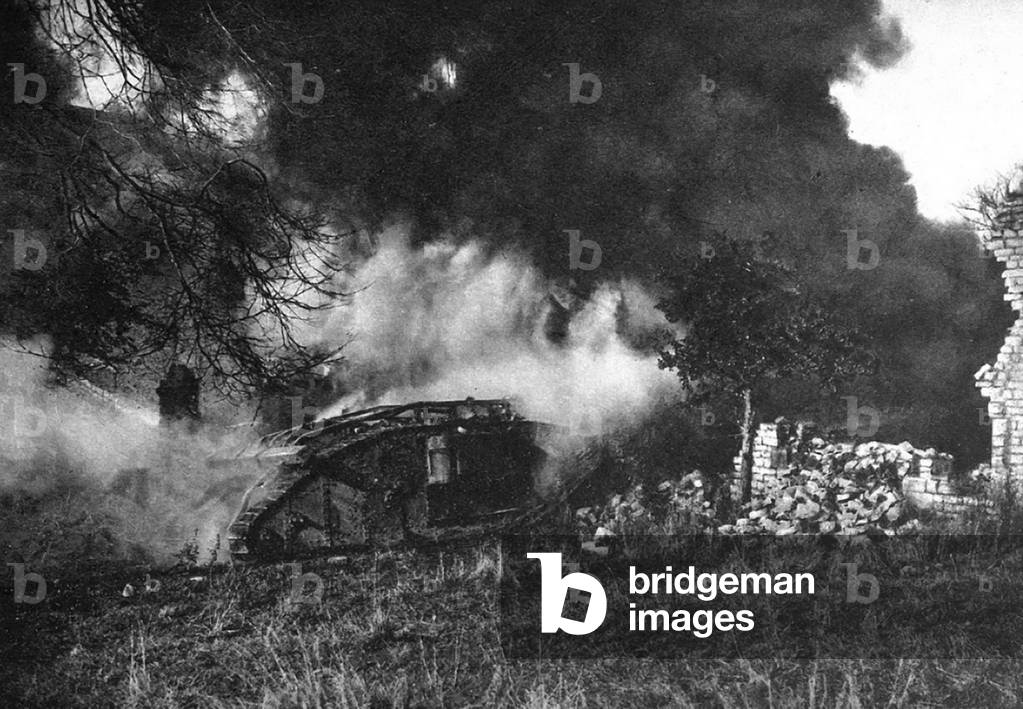 Immagine di Fotografia "Serbatoio Vs lanciafiamme (foto in b/n)", b/w