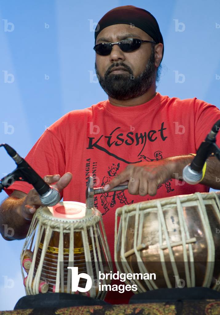 Bild von Fotografie "Kissmet (Max Singh) (Foto)" von Paul Tomlins