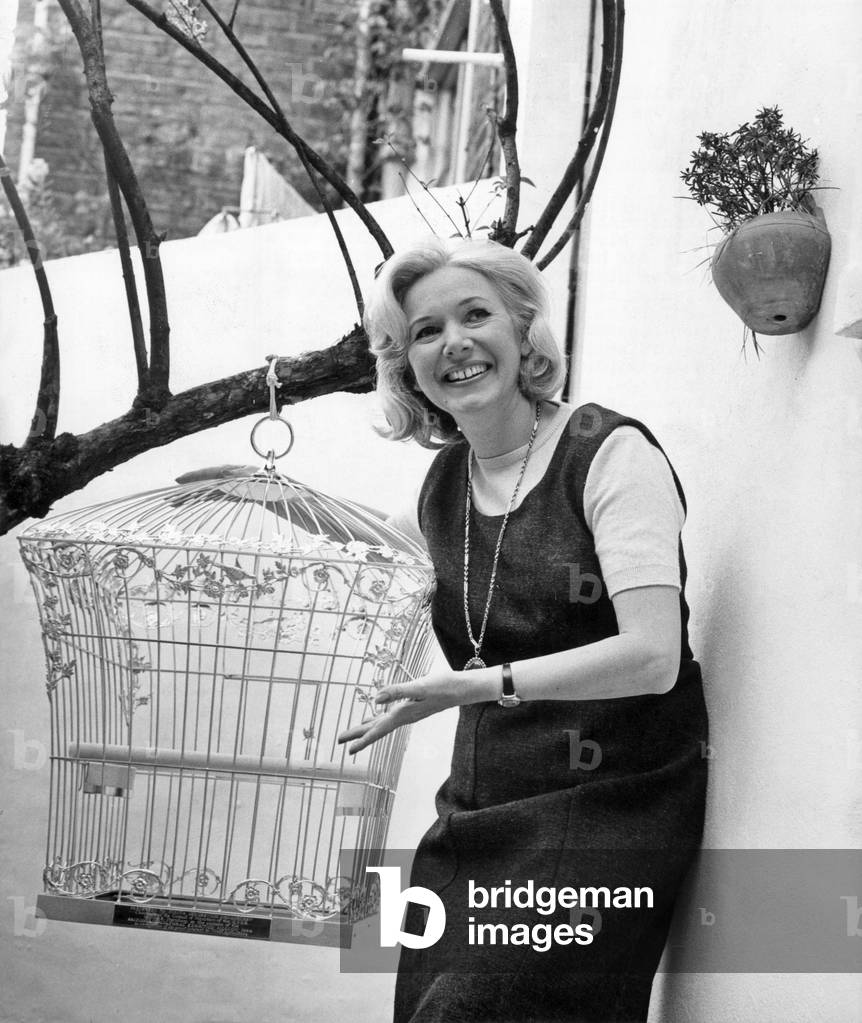 Image de Photographie représentant Monica Sternberg 1964 par Unknown photographer, b/w
