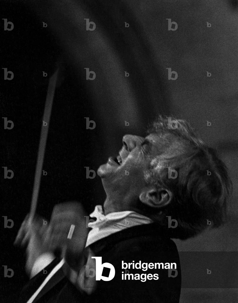 Leonard Bernstein che dirige
