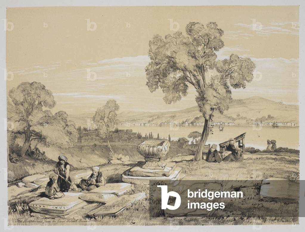 Blick auf Konstantinopel. Außen. Drei Klatschen. Eine raucht eine Pfeife. Blick auf einen Fluss.