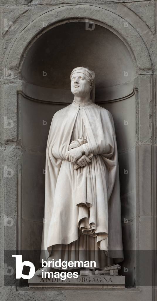 Statue of Andrea di Cione di Arcangelo, known as Andrea Orcagna (1308-1368), architect, painter, sculptor, Italian goldwort, pupil of Giotto di Bondone and Andrea Pisano, Sculpture by Niccolo Bazzanti (1802-around 1849), installed in the Piazzale des Uffizi (piazzale degli Uffizi) in Florence. Photography, KIM Youngtae, Florence, Tuscany, Italy.