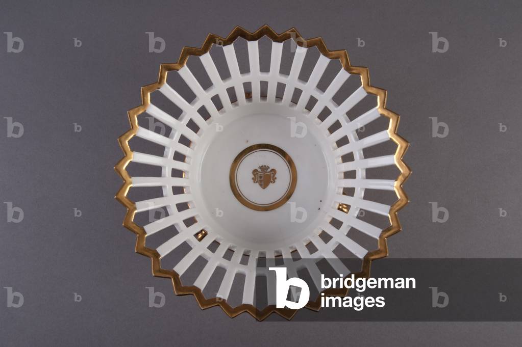 Sugar bowl, 1824 (porcelain)