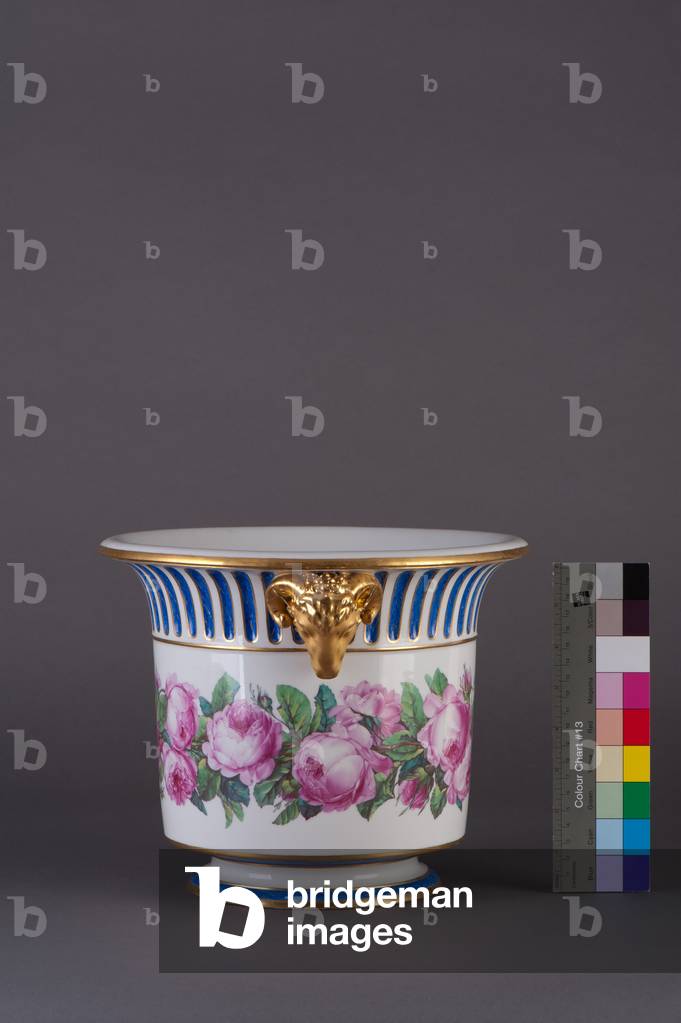 Vase, 19th century (porcelain)