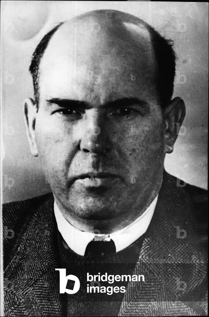 Jul 07, 1953 - The Successor of Zisser, the secretary of state security Ernst Wollbweber.: In 1918 he was hoisting the first red flag, being a (eligible) Later on, comunist specialist for sabotages in navigation state secretary of navigation in the DDR, Russian city