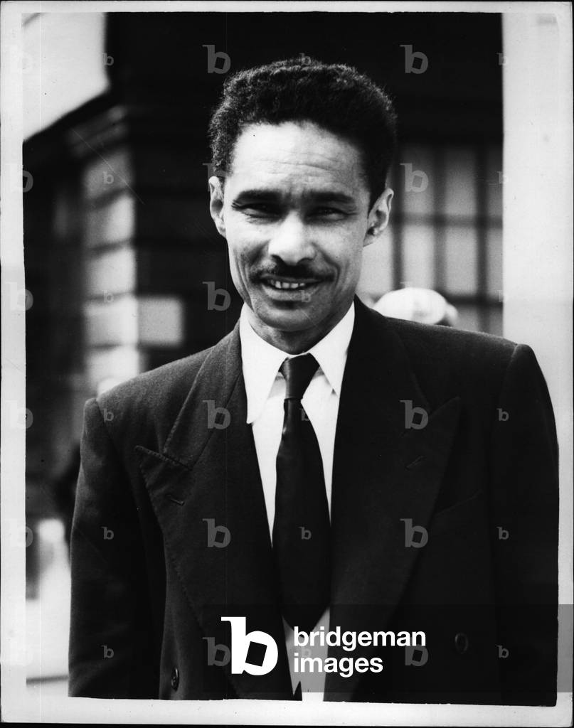 Jun. 06, 1953 - Second Day of The Christie Trial At The Old Bailey. Keystone Photo Shows: - Mr. Beresford Brown, who discovered one of the bodies, seen at the Old Bailey.