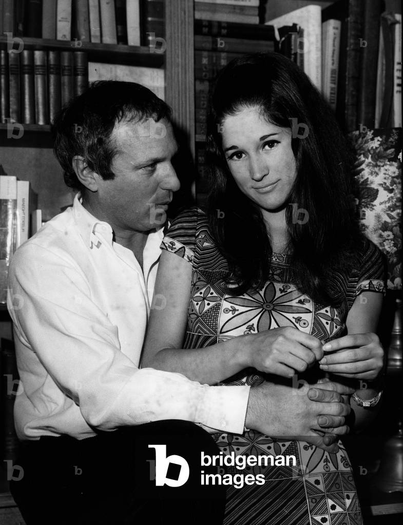 22/03/1967 portrait of designer Louis Feraud and his fiancee Mia Vigureux-Fonssagrives