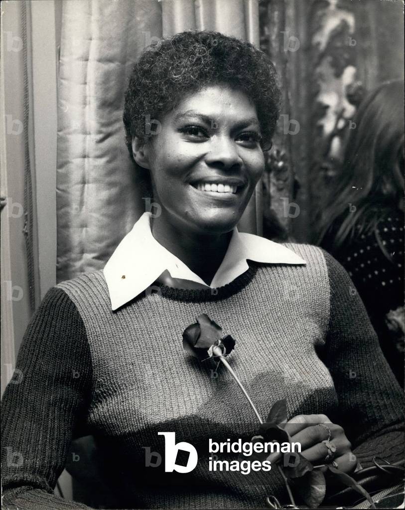There was a reception in London today for American singer Dionne Warwick, who is over here for a holiday in Europe and to launch her latest LP. She will also appear on the Humperdink show on Sunday, 1st January 1972 (b/w photo)