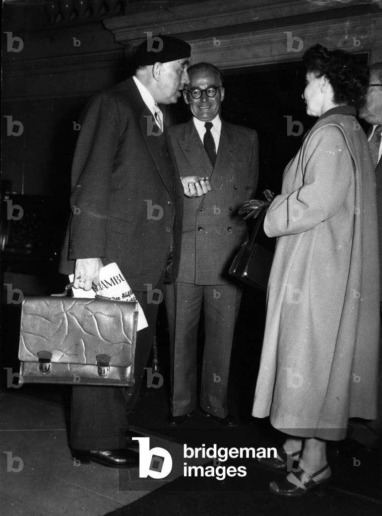 "24 settembre 1953 - Il sindaco di Berlino Dr. Reuter fu rispedito dalla polizia della Germania Est al valico 